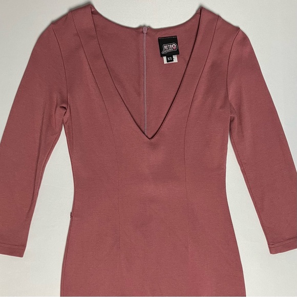 Retrolicious Dusty Rose Stretch Knit Sleeved V Neck Midi Pencil Dress XS - Picture 2 of 10